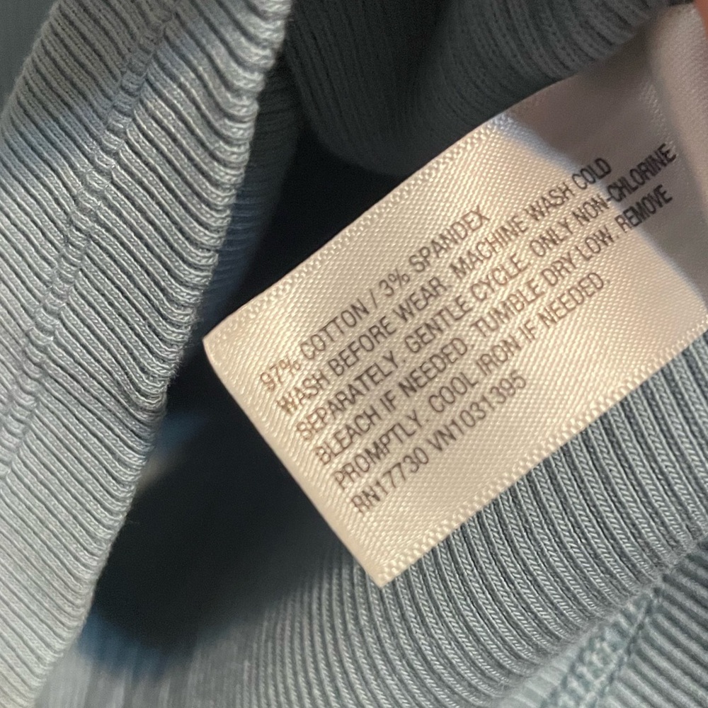 NWOT Universal Thread Light Blue Long Sleeve Tee - Picture 5 of 5